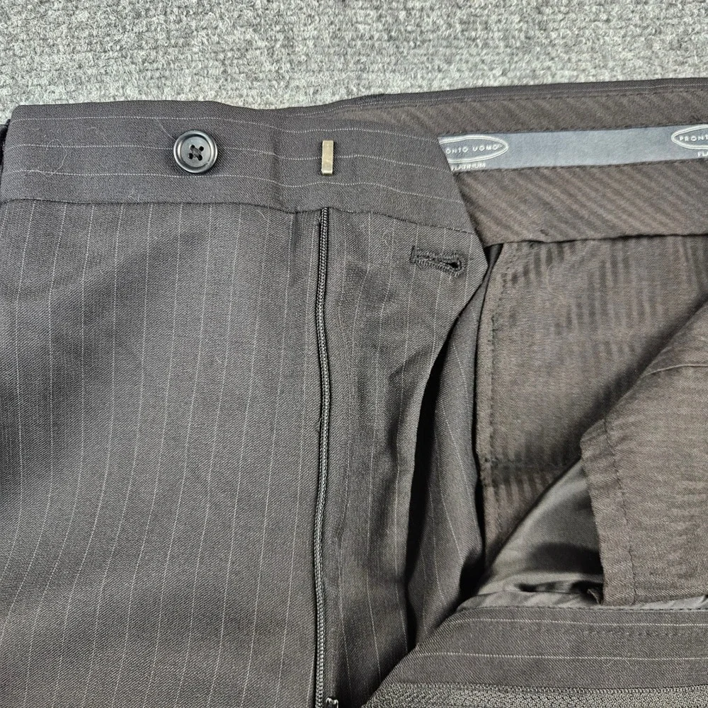 Pronto Uomo Platinum Mens Dress wool Pants Charcoal Gray‎ Pinstripe Flat Front